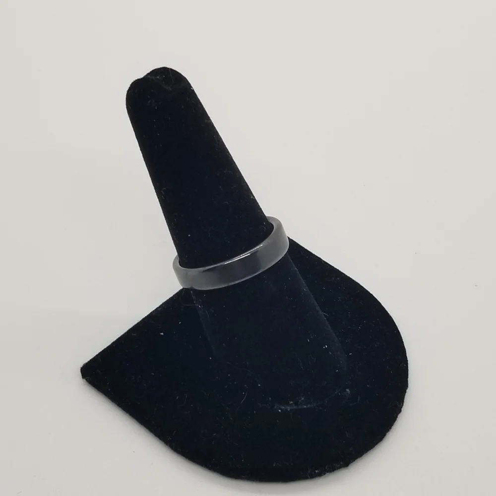 magnetic charcoal gray simple band ring size 8